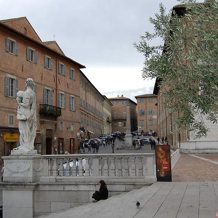 Guest House Domus Urbino Dış mekan fotoğraf